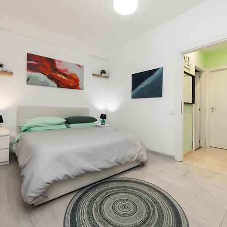 Lotus - Appartamento Sul Mare A Ostia Con Giardino Relax Exterior foto